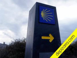 En Camino de Santiago de Invierno, mouteira homologada en pizarra natural negra. Cantos biselados y triple coating. Fabricante mouterias.