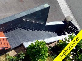 Escalones de pizarra.