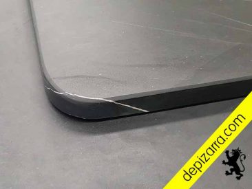 Encimera pizarra negra.