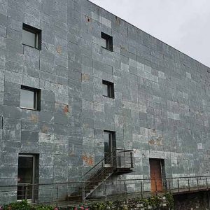 Conservatorio de musica de Villalba. Pizarra verde Pol Natural.