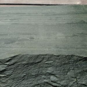 Pizarra Verde Tradicional (superficie labrada natural).